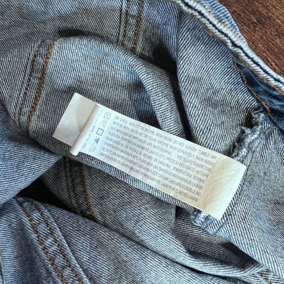 ForeverΒ 21 Front Zip Up Denim Mini Skirt Size 25 π - Picture 6 of 6